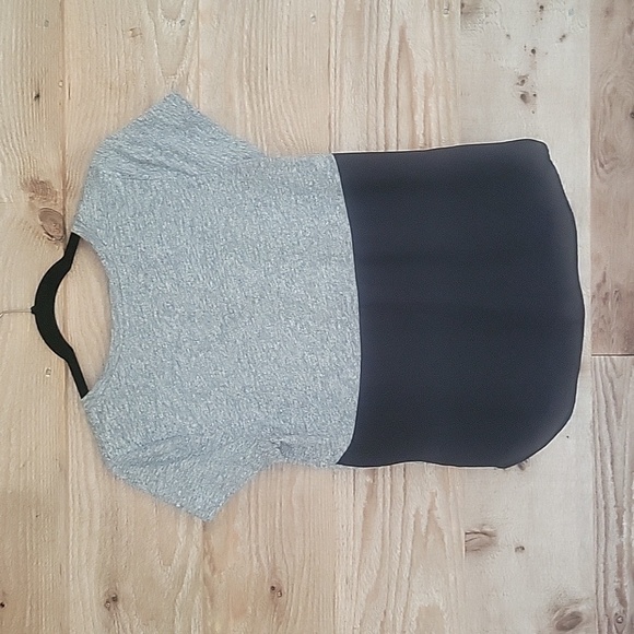 Express Gray Tee with Black Chiffon Like Hem Size XSmall - Picture 5 of 5